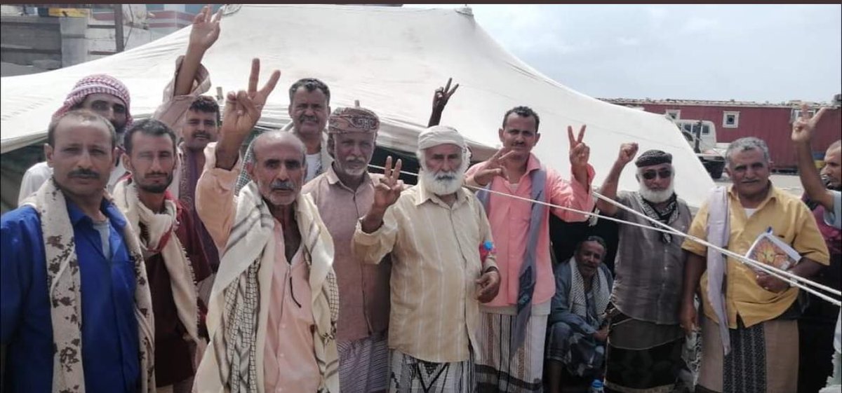 #إلى_عيدروس_هل_تسمعني 😢
لا تؤلمنا المعارك
الخاسرة
إنما 
تلك التي اعتقدنا - أننا
سننتصر فيها
وبشكل ما
لم يهزم - سوانا.
#الجنوب_العربي_يتألم😢