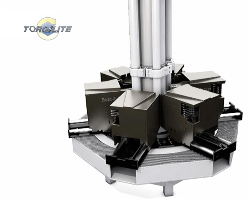 TorqLite's tweet photo. Creating a safe/productive work environment for off-shore drilling has been a priority of TL for decades. First we designed the safest, fastest, most durable riser tool - then we made it a fully-automatic. #safetyalways #safety #offshore #oilandgas #riser #robospider #drilling https://t.co/0Gb4oaRSAA