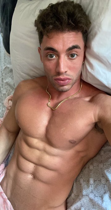 💪🏼😏 https://t.co/JV4xvBvXzZ