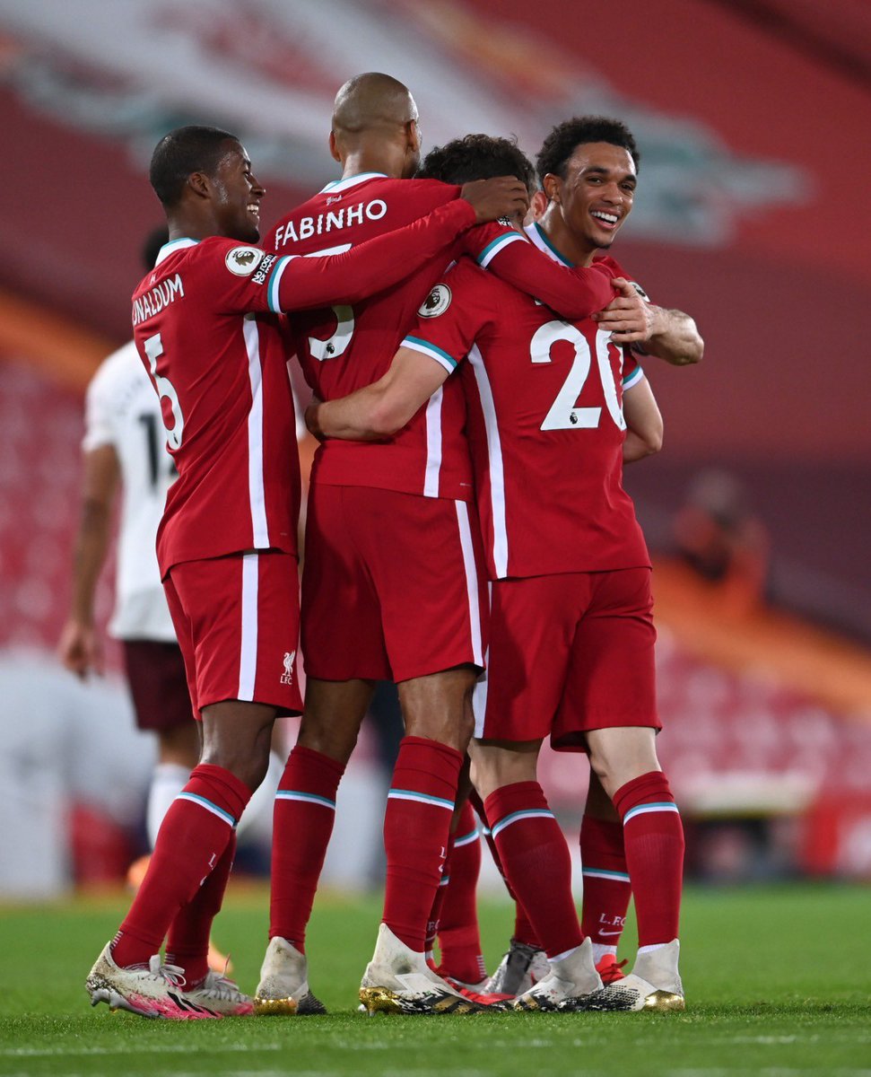 casely_ofori's tweet photo. Great game tonight #YNWA ❤️❤️❤️ https://t.co/D0q6Fwe5HM