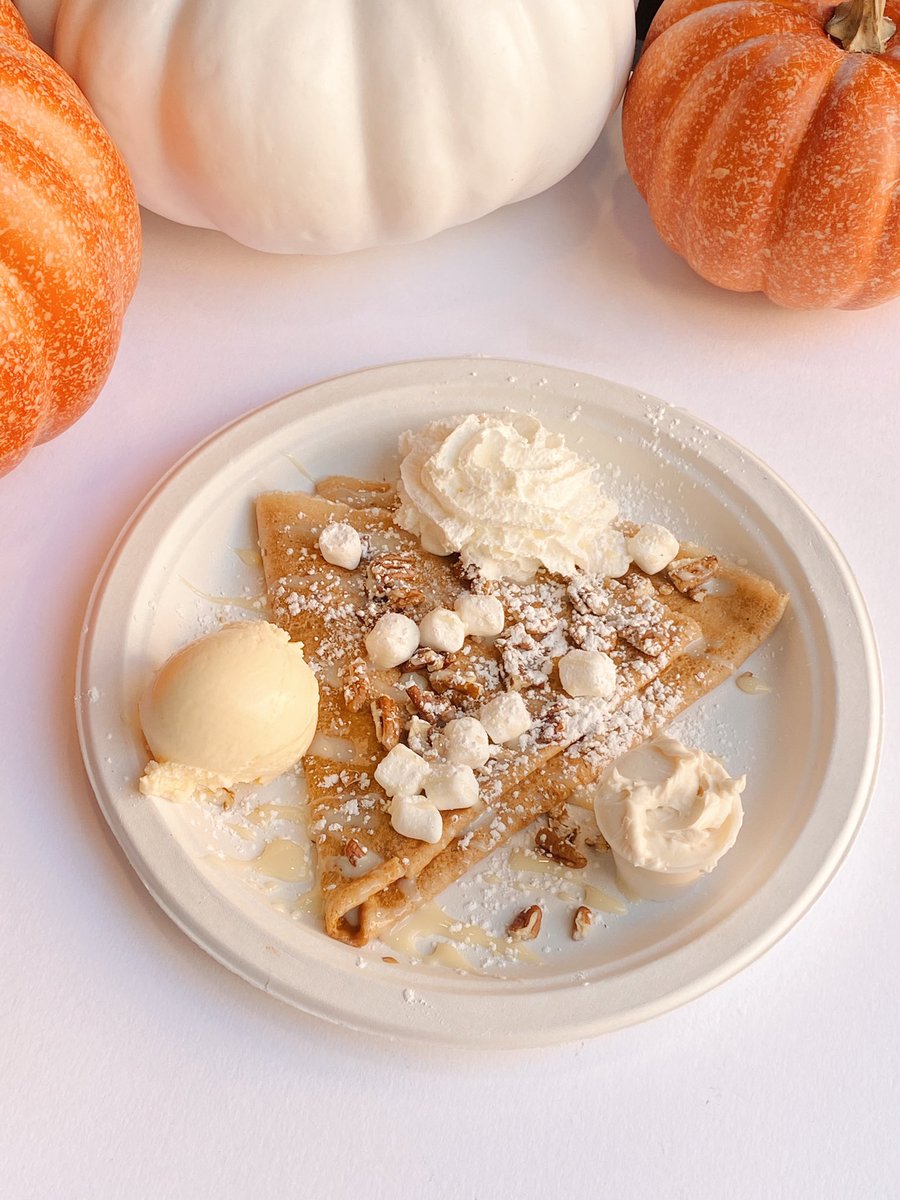 ColadosC's tweet photo. Hey Pumpkin, want a pro tip? Try our #PumpkinCrepe with a side of cream cheese. You’ll thank me later 😏 https://t.co/OA8gU4s2WR