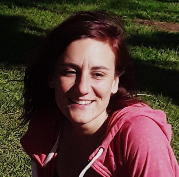 Queremos saludar a nuestra #profesora de #piano, Carla Fernández. Ella es parte de la familia #TOKI #RapaNui desde junio de 2019 y es Catalana! Ha dejado huella por su tremendo talento con niños pequeños. Muchas gracias por tu entrega y cariño, Maururu!
Moltes gràcies!