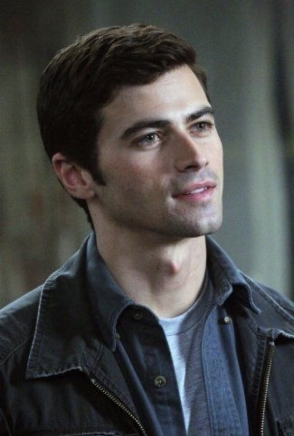 Happy birthday to Matt Cohen, the beautiful young John!  