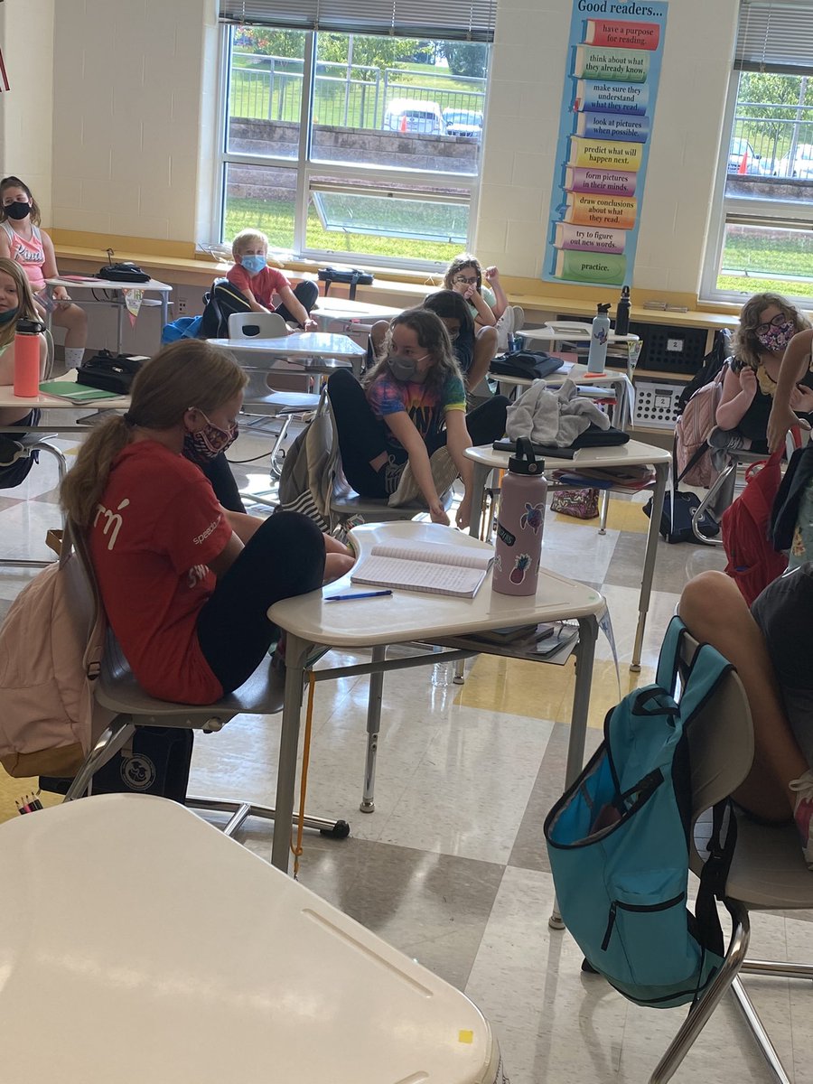 mrsdoutrich's tweet image. A new favorite #randomevent with @classcraftgame is Twinkle Toes. We laughed and stretched at the same time!