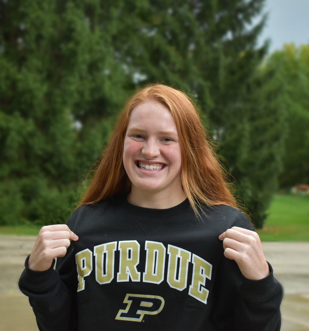 KaylaBudish's tweet photo. #committed #boilerup @PurdueSoccer https://t.co/xmHTf0rcdl