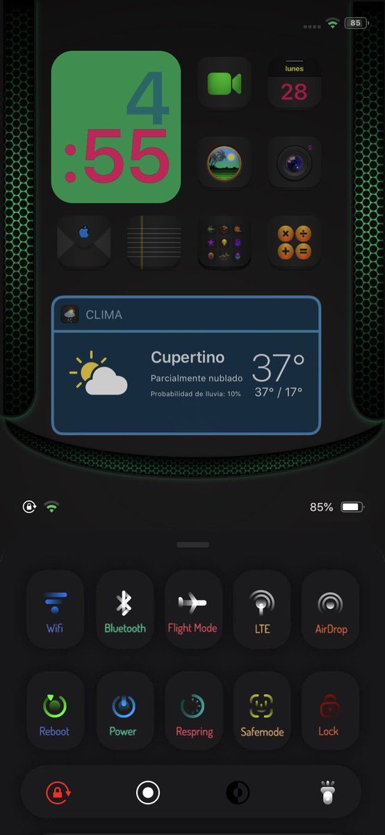 KomandanTech's tweet photo. Happy start of week ✅
Theme #EveNight by @v77v1771
LS by @JonaSchnedi
SB by @FAlhmma @EthanWhited - @D_Gh0st
Axon by @NepetaDev
Snowboard by @SparkDev_
XENHTML by @_Matchstic
SkinnySettings by @CydiaGeek
Wall SB by @kyawthihaphyo
Prysm by @LaughingQuoll
MagmaEvo by @NoisyFlake https://t.co/tFeEPt0wob
