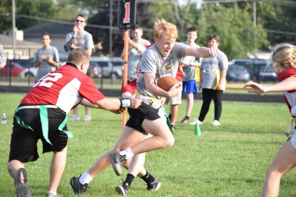 McCutcheonUnif1's tweet photo. We are holding another scrimmage Wednesday night at 6 pm. Come support your unified Mavs one last time before sectionals! https://t.co/L2r3jb7Jml
