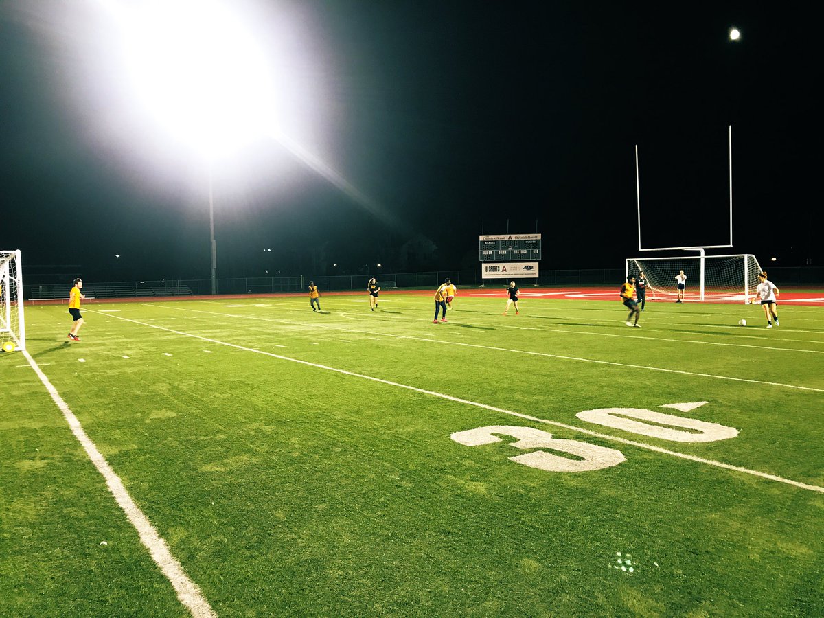 AcadiaIntra's tweet photo. Beautiful 20+ degree night to be on the pitch ⚽️ https://t.co/dz1P7NoS3S