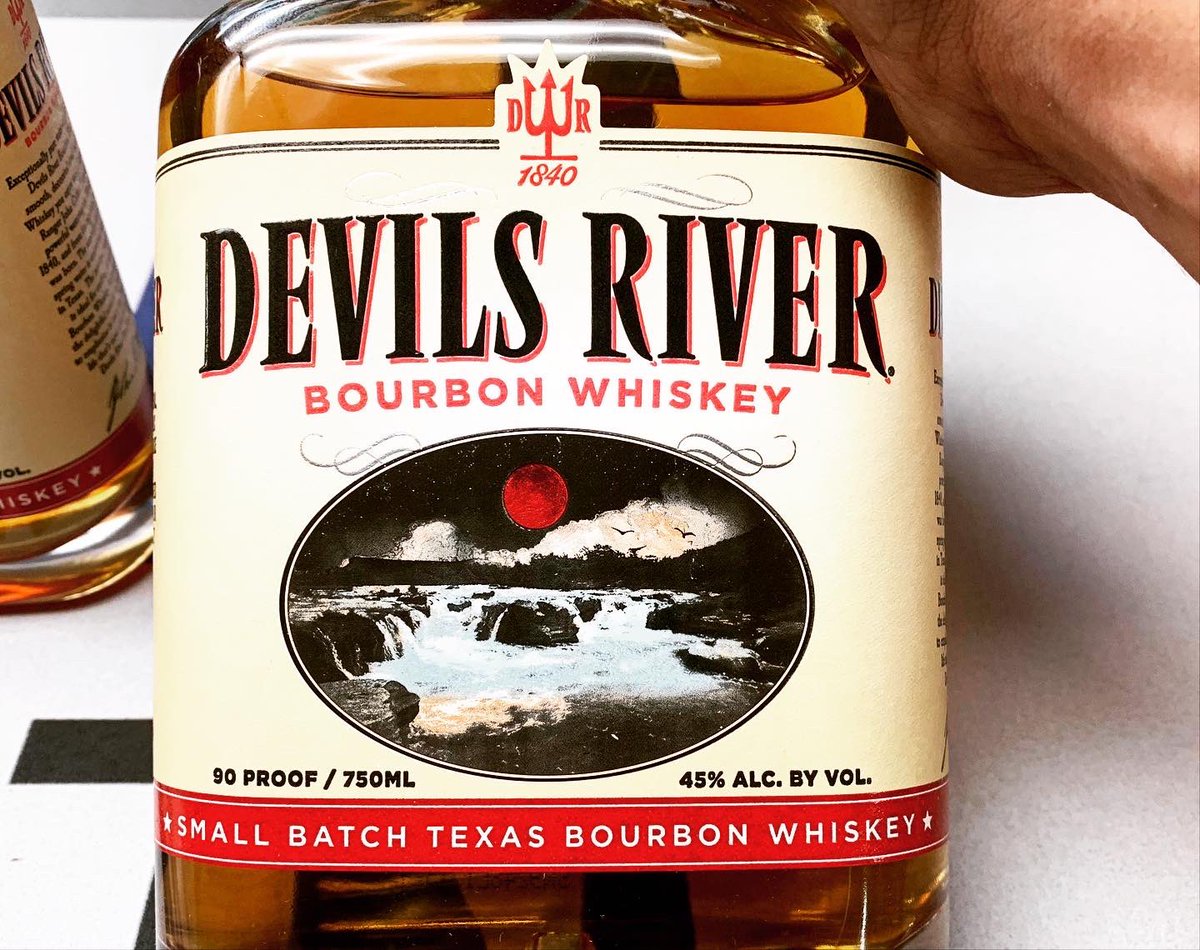 Brand New Item hitting the shelves today called Devils River Small Batch Bourbon straight out of Texas. This bourbon has that wonderful “bite” that high-rye whiskeys are celebrated for. 

#bourbon #bourbonwhiskey #bourbongram #bourbonfinds #devilsriverwhiskey #whiskey #whisky