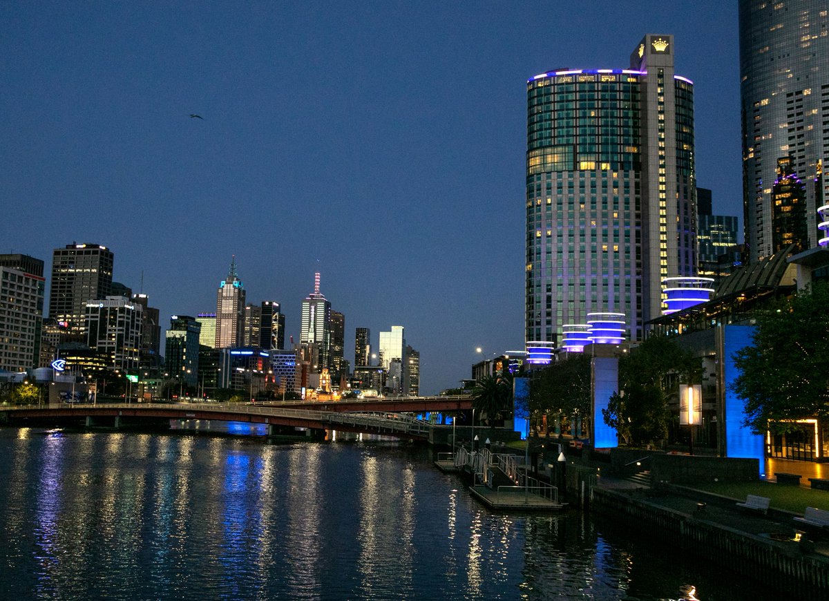 Last night, we lit up Crown Melbourne in honour of Blue Ribbon Day. Crown thanks those Victorian police who work hard to protect and serve our community every day. More details here bit.ly/30g37K2 #BlueRibbonDay