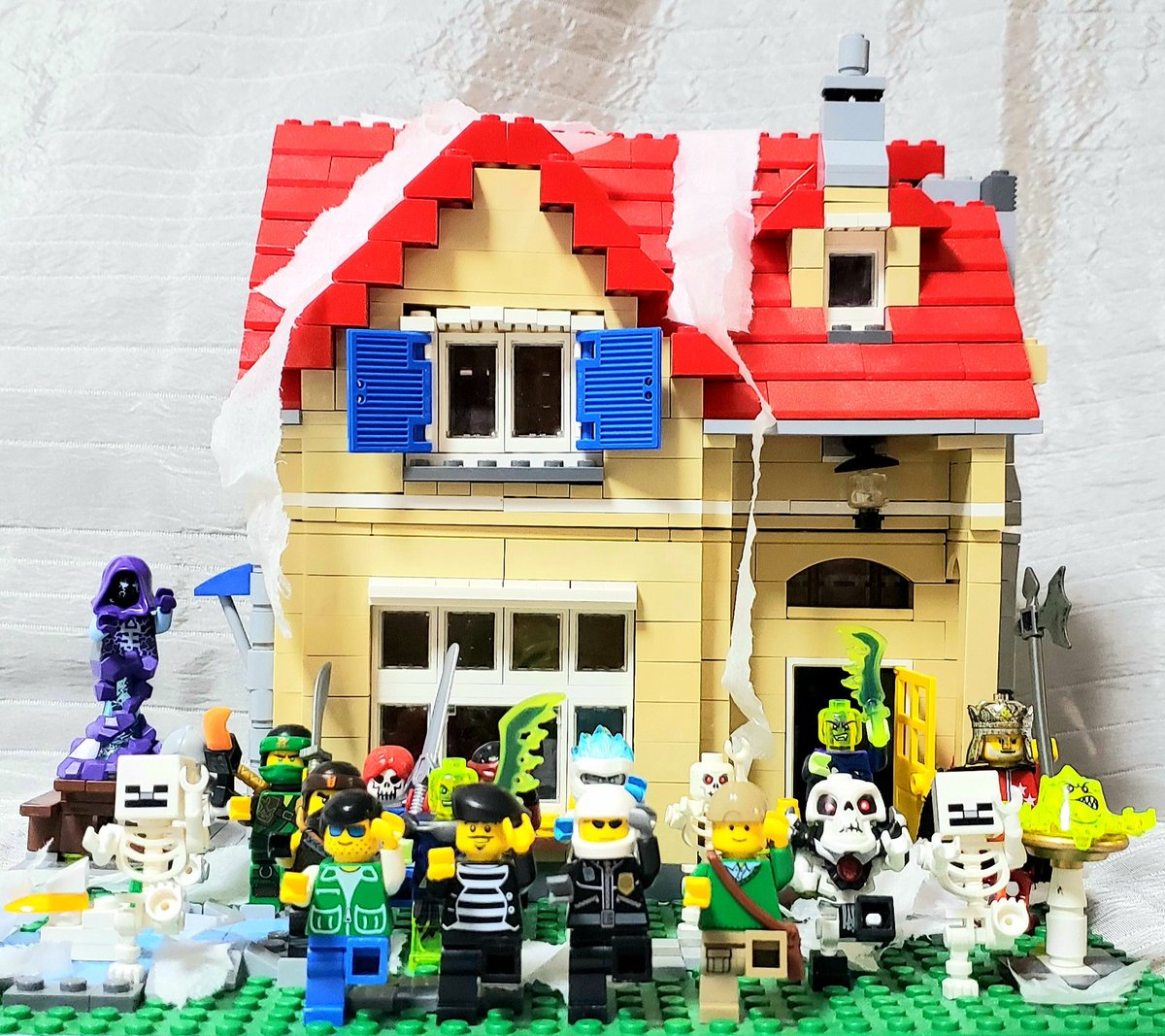 🎃👻コイちゃん通信👻🎃
親戚が所有する空き家へ4人で👻肝だめしに行ったら本物のオバケさんに会っちゃった👀‼️
彼らはとても愉快で親切だったよ🤭
💃皆でMJのスリラーを踊ったよ。
#レゴ
#LEGO
#アクションLEGO
#レゴの会
#ミニフィグ
#MichaelJackson
@enjoylgst
@DXnMkvc19OxeCTS
@Radizumi https://t.co/zEWHVl5SGS