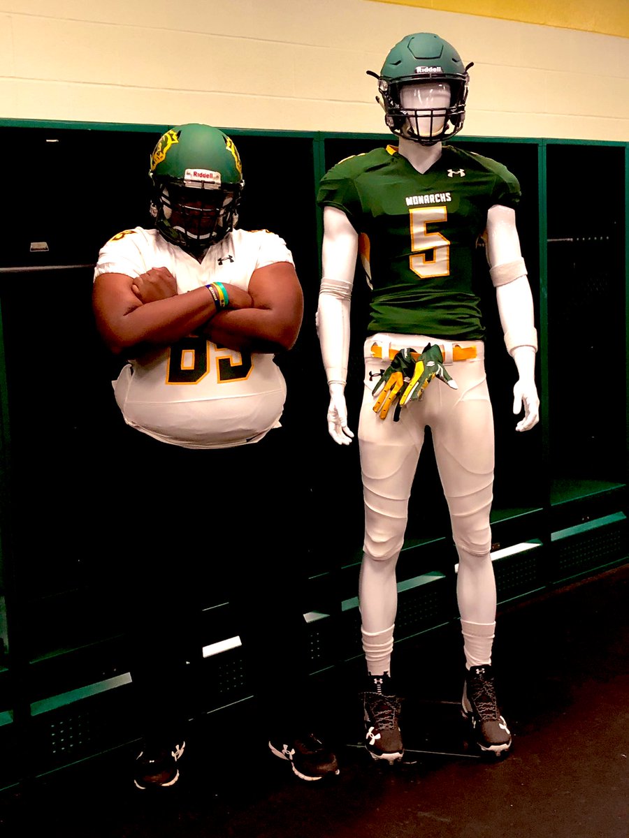 Blessed to receive my first offer from Methodist University, huge thanks to ,<a href="/CoachKwill/">Keven Williams</a> ,<a href="/CoachDwill9/">Derrick Williams</a>  for the opportunity. #GoMonarchs <a href="/MidloTrojansFB/">Midlothian Football</a>