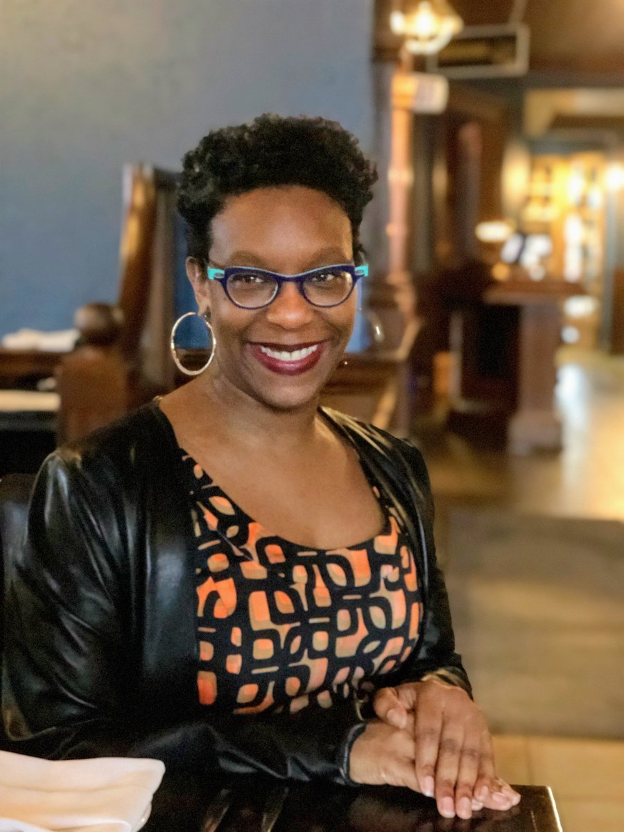 andreammscott's tweet photo. Today has been an awful day that started with the death of a loved one, so here's a picture of me not crying #LifeIsBeautiful #DrinkScotch #Auchentoshan12 https://t.co/WiC8JajOBq