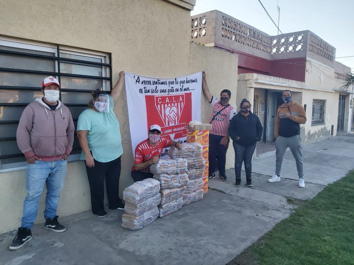 clublosandes's tweet photo. #LosAndesSolidario Agradecemos a las socios y los socios que nos siguen acompañando con la cruzada y también a las empresas amigas #Turimar y #VainillasPozo por su colaboración constante #DeEstaSalimosTodosJuntos https://t.co/2hWmk8T6d3