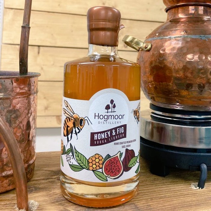 TheWiganRunner's tweet photo. 🍹 WIN a Bottle of VODKA 🍹

🍹LIKE
🍹RETWEET
🍹FOLLOW @hogmoorgin &amp; Me 🙋🏻‍♂️

Weve Teamed w/ @hogmoorgin 2 Give Away a bottle of Premium Honey 🍯 &amp; Fig Vodka 🍹 
(Worth £25)

📆 Winner Announced Sunday

#Competition #GiveAway #Contest #Prize #Win #Vodka #Drink #Free #Retweet #UK https://t.co/dUwM4bXRA8