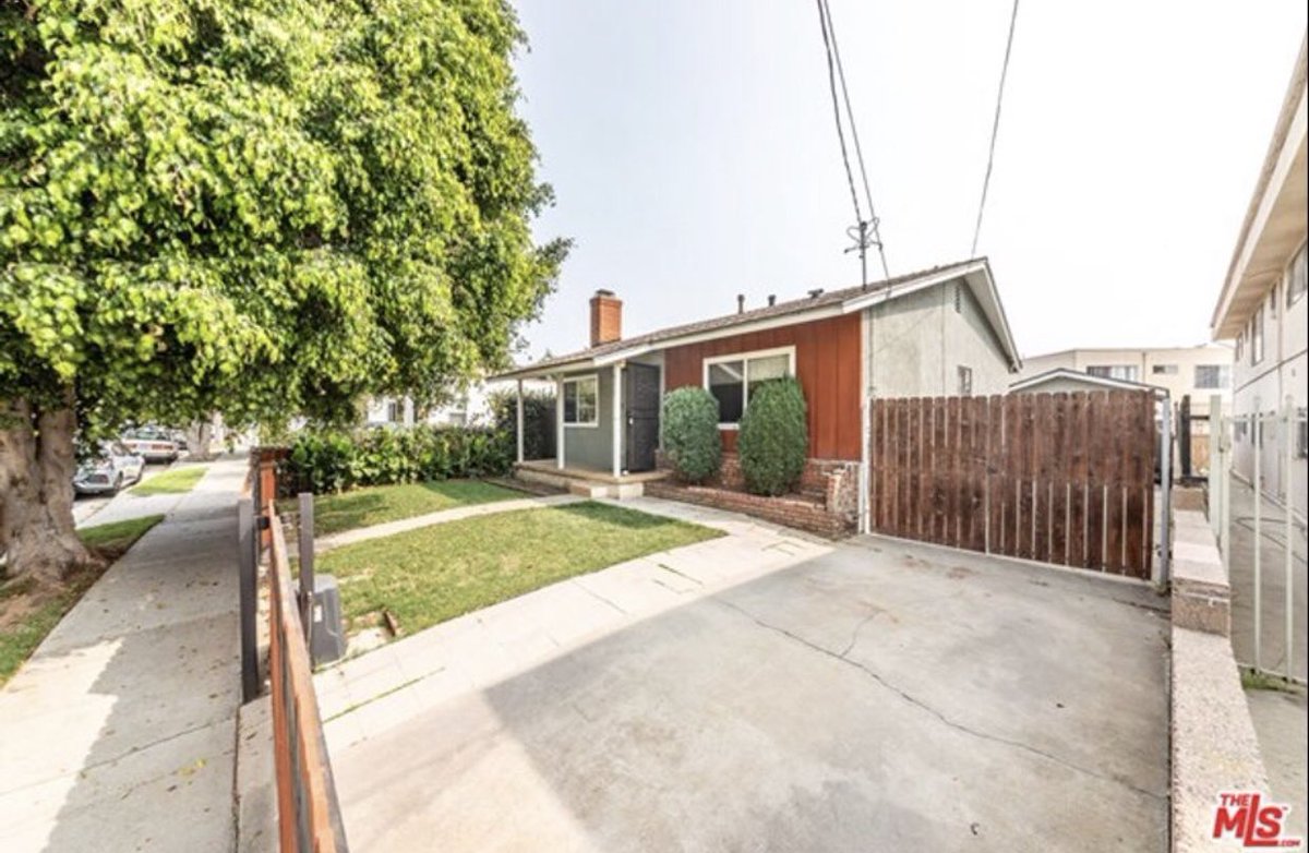 JudyLinYoung's tweet photo. IN ESCROW for a starter home with an ADU listed at $599,000 in Inglewood! My 1st-time home buyers weren’t prepared mentally when their $109k above asking price wasn’t accepted on a previous home that received 77 offers. But they were quick to recognize an opportunity on this one! https://t.co/INfWeQLgeB