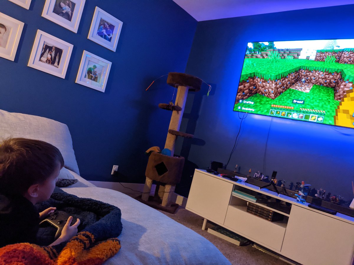 DrLupo's tweet image. ITSHAPPENING.GIF