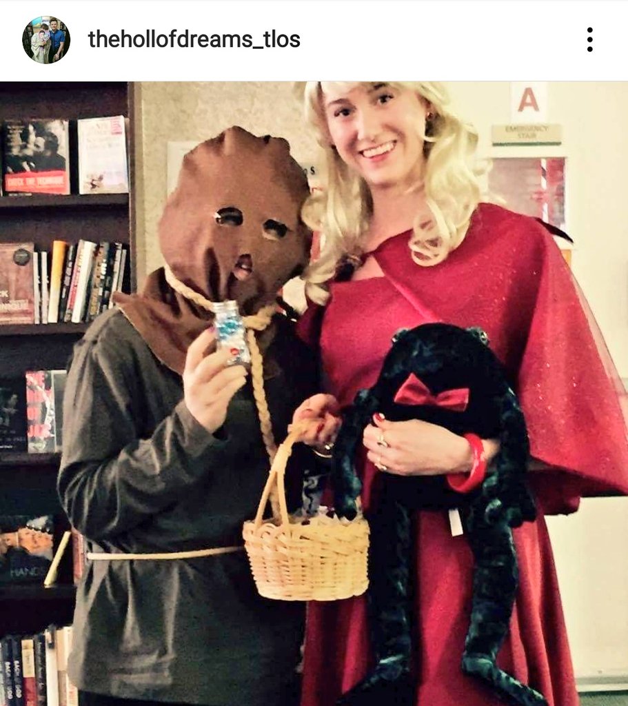 tlos_loveJP's tweet photo. @chriscolfer What is your Halloween costume?　I'm looking forward to it🥰🦇🎃💀🧙🦸
  #ATaleOfWitchcraft 
#ATOWVirtualTour https://t.co/rmCM3yQCvW