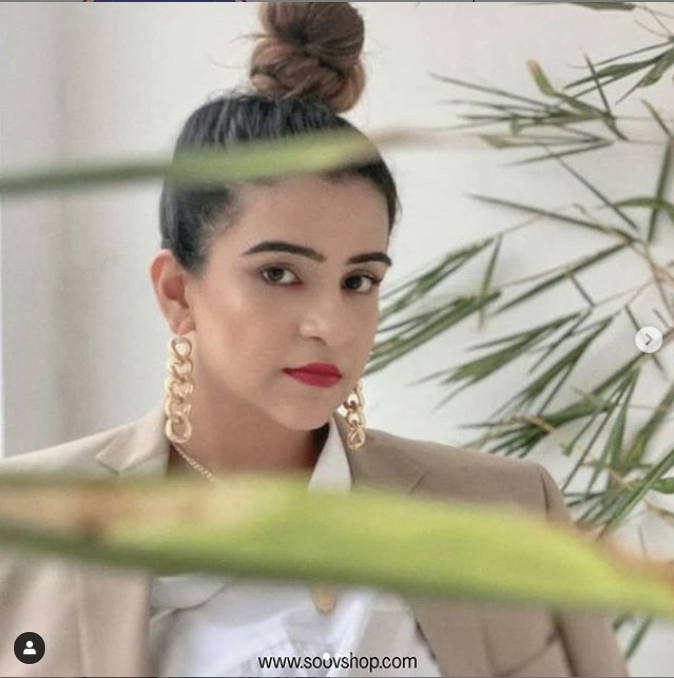 soovshop's tweet photo. *Happy Client Testimonial*
Upgrade your style quotient with soovshop. Download the app and get access to shop with our amazing Stylists team for free! 
Android https://t.co/vSIQqNZvf0
iOS https://t.co/UtPE2i1GAR https://t.co/CIzpbW5Dlt
#HappyCustomers #goals https://t.co/cUwSGFJCt9