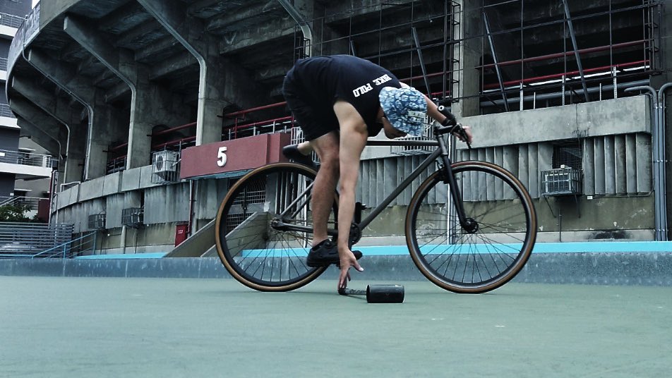 ipple181's tweet photo. #tccbikepolo #bikepolo #taichung #taiwan #velopolo #bicipolo https://t.co/Qc2RYdM0FJ