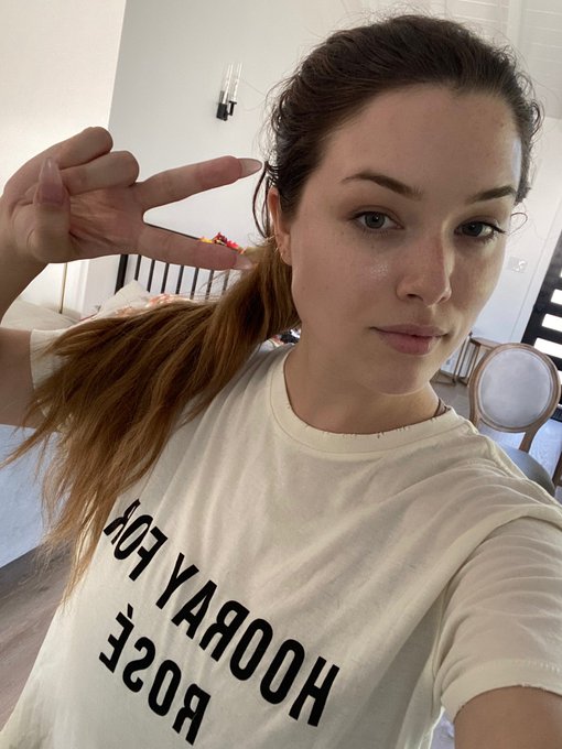 No filter, just sweat and self loathing ✌🏻 https://t.co/KfITTp7Lgw