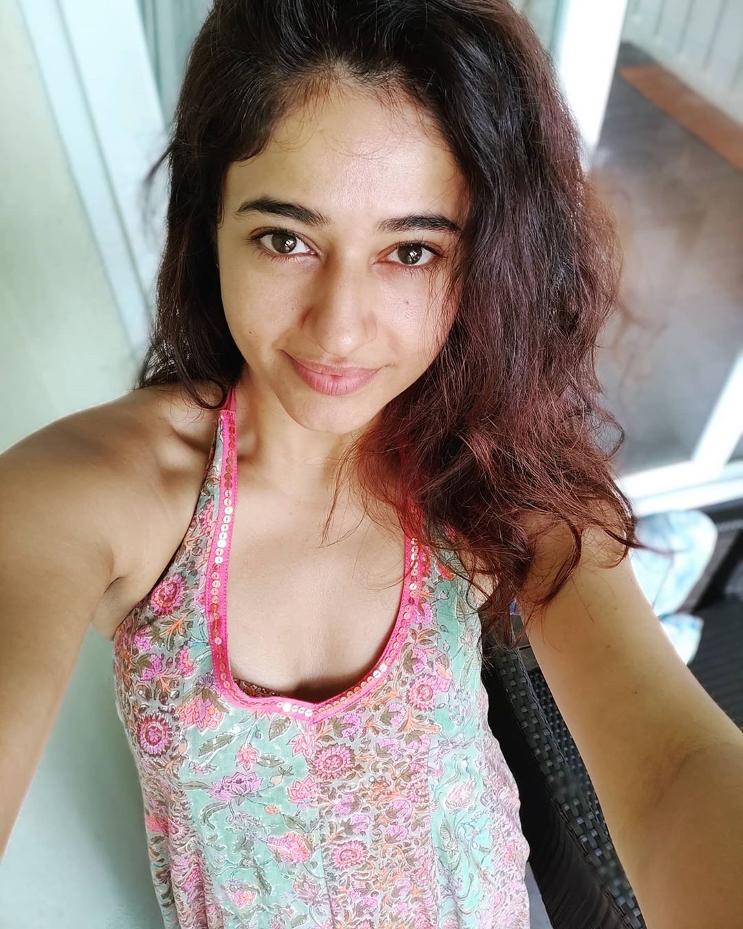 EjD2-LFUwAE0CqX?format=jpg&name=large