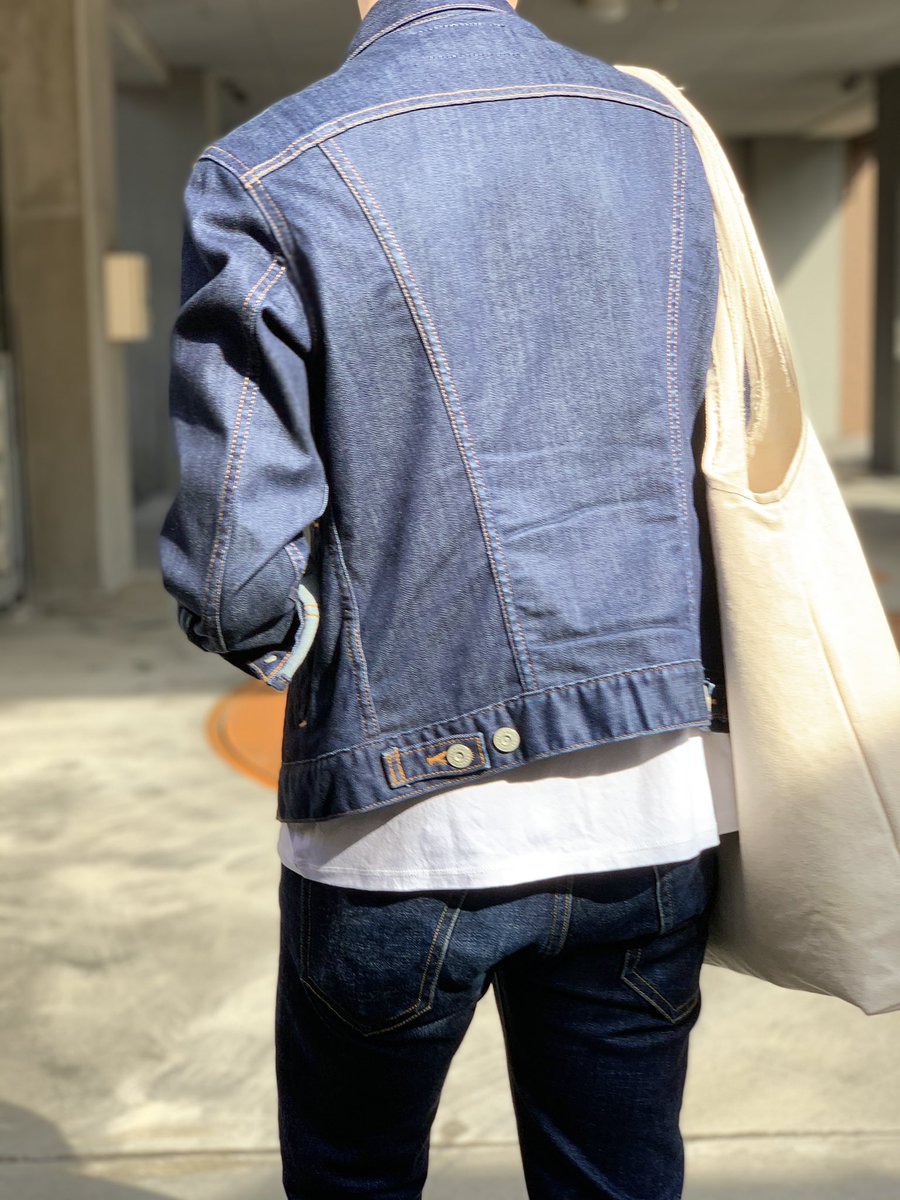 Schuhputzer621's tweet photo. デニムオンデニムの季節、ブーツの季節
outer #journalstandard
tops #shinya
bottoms #lideal #pine
knitcap #eightbees
shoes #gakuplus
bag #dulton
watch #junghans
ring #maisonmargiela
#今日のコーデ https://t.co/4UYc8oqaA5