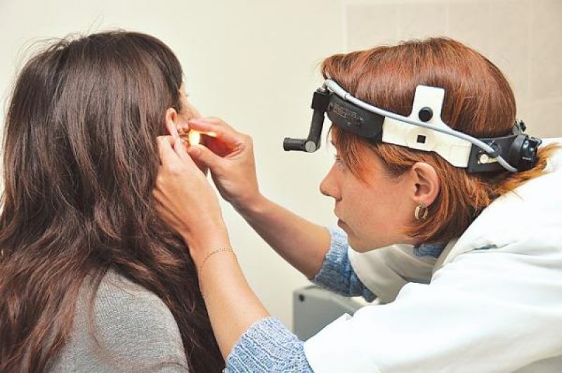 Тип тугоухости развивающийся при наружном отите. Глухота. Болезнь меньера отоскопия. Кохлеарная имплантация лор. Ухудшение слуха.