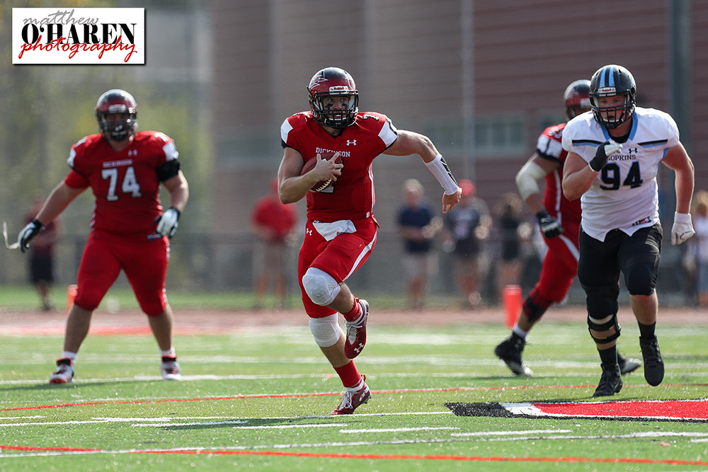 moharenphoto's tweet photo. One year ago on this date @DCRedDevilFB QB's Tim Graham &amp; @RobertGeiss7 had a combined 252 yards and each a TD against @JHU_Football on #Homecoming weekend at #BiddleField. @DickinsonCol @DsonRedDevils @CoachFordyce_DC #ForksUp #RollDevs #DsonRedDevils #GoRedDevils #RedDevils https://t.co/jFGUaDpWzM