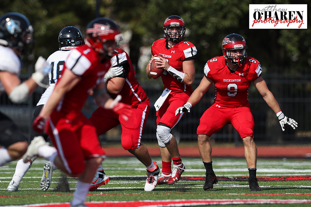 moharenphoto's tweet photo. One year ago on this date @DCRedDevilFB QB's Tim Graham &amp; @RobertGeiss7 had a combined 252 yards and each a TD against @JHU_Football on #Homecoming weekend at #BiddleField. @DickinsonCol @DsonRedDevils @CoachFordyce_DC #ForksUp #RollDevs #DsonRedDevils #GoRedDevils #RedDevils https://t.co/jFGUaDpWzM