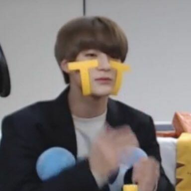 lee jeno being a species of its own[a thread]