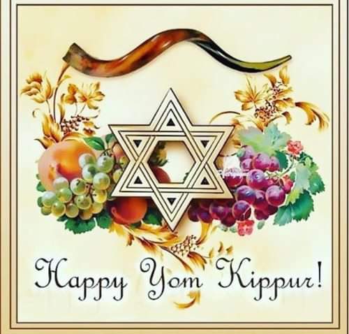 We hope you had an easy fast and wish you many blessings. What's your favorite way to break your fast?
.
#YomKippur #YomTov