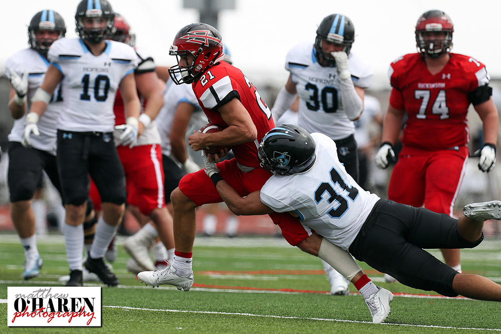 moharenphoto's tweet photo. One year ago on this date @DCRedDevilFB WR @DanielSalamone8 carried for 80 yards and a TD against @JHU_Football on #Homecoming weekend at #BiddleField. @DickinsonCol @DsonRedDevils @CoachFordyce_DC #ForksUp #RollDevs #Dickinson #DsonRedDevils #GoRedDevils #RedDevils #WearinTheRed https://t.co/qMg8aaZf40