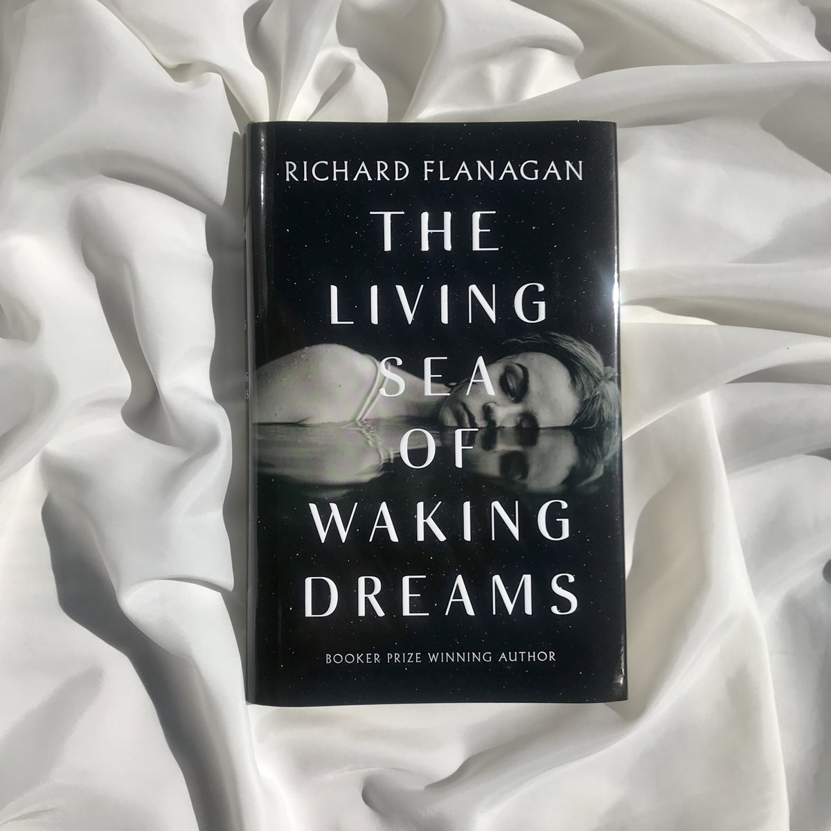 booktopia's tweet photo. It's #SuperTuesday!
Heaps of the biggest books in Australian fiction, non-fiction, lifestyle, children and YA and more drop today, including new releases from @CraigSilvey, #MonicaMcInerney, #RichardFlanagan and #NardiSimpson!
Get copies of all of these books now from Booktopia! https://t.co/ZO2fcS8kBS