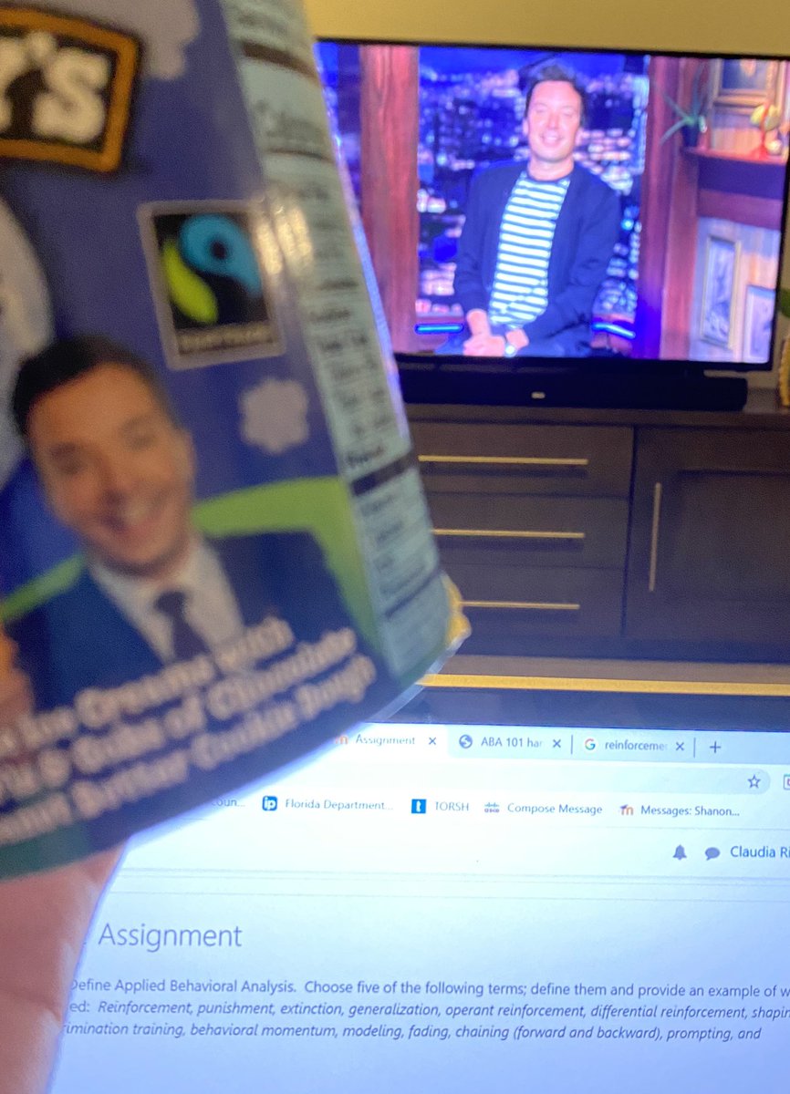 ClaudiaRiEst's tweet photo. Is going to be a very DYNAMITE week. Thanks to the best HOST ever @jimmyfallon @FallonTonight @bts_bighit @BTSW_official #BTSWEEK #BTSWeekonFallon #BTSonFallon #BTS1onHot100 #BTSARMY https://t.co/XHyTfUkc3x