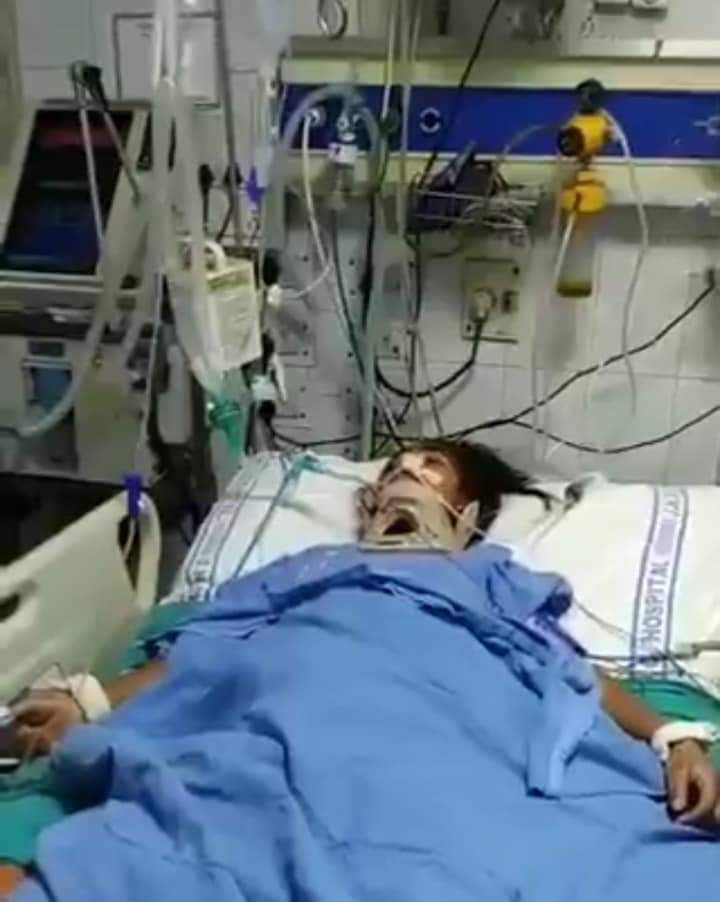 Kamalwalia_'s tweet photo. हाथरस पुलिस प्रशासन और योगी सरकार की लापरवाही के चलते मनीषा जिन्दगीं से जंग हार गई। बहुजन समाज और बहनों पर अत्याचार बर्दाश्त नहीं होगा योगी सरकार इस मामले क��� संज्ञान में लें और दोषियों को कड़ी से कड़ी सजा दिलाने का काम करें नहीं तो भीम आर्मी आंदोलन के लिए बाध्य होगी 
😭😭😭😭 https://t.co/OiiWogEfyg