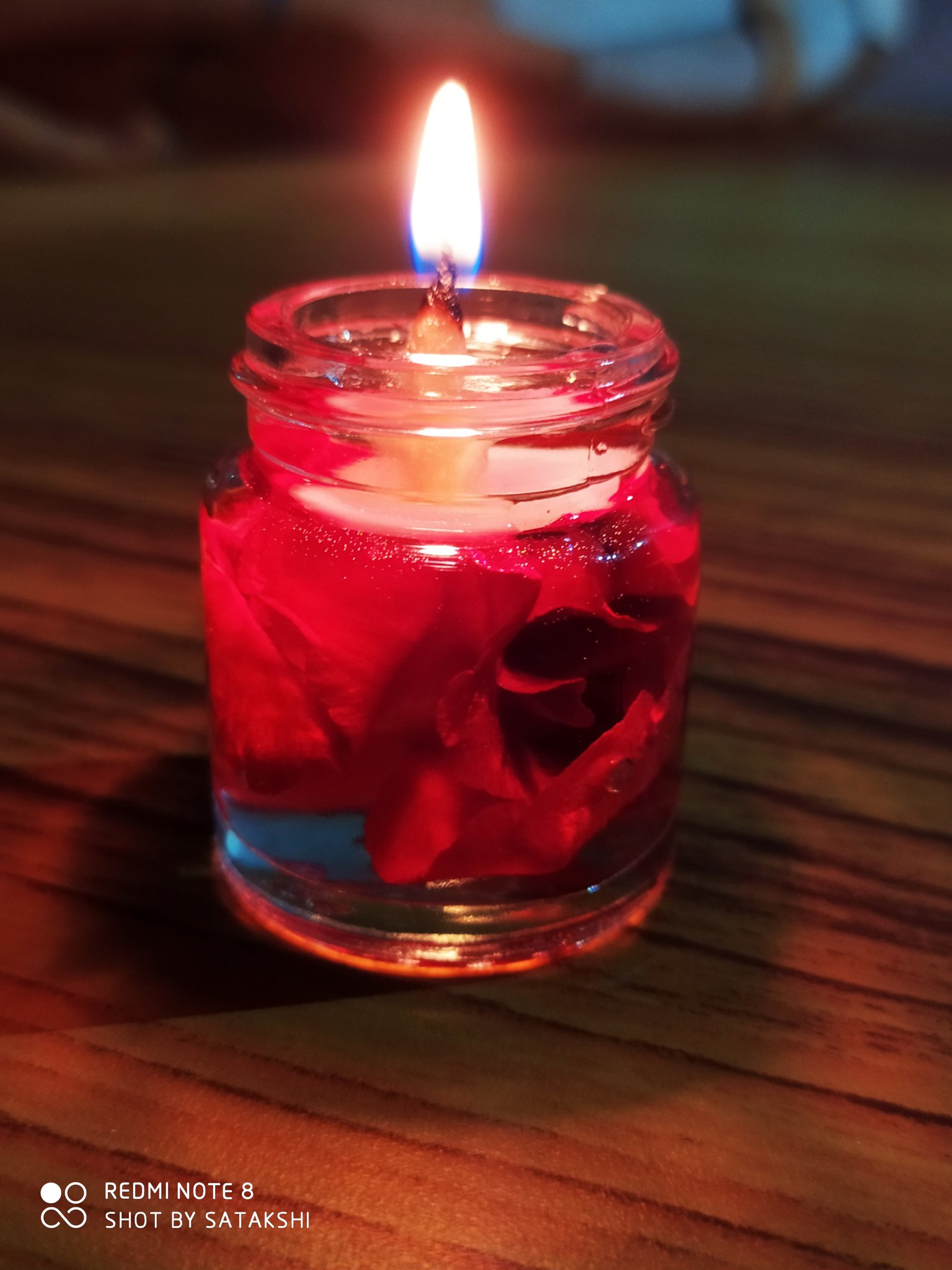 𝕊𝕒𝕥𝕒𝕜𝕤𝕙𝕚..❤️ on X: So i made this water candle by using acrylic  paint bottle ❤🕯 How's it? 😍  / X