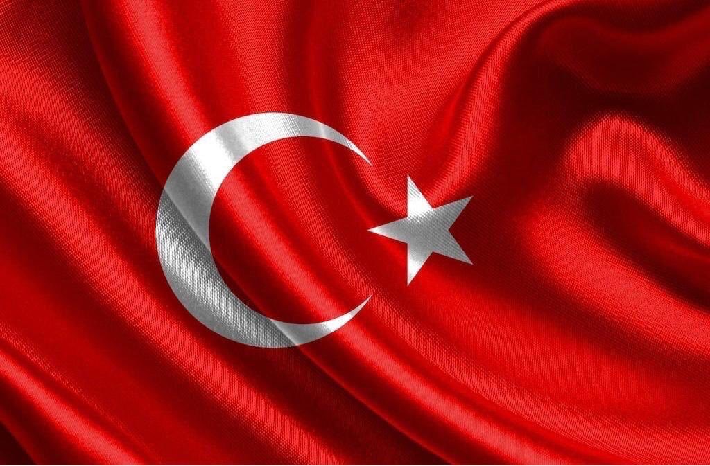 alifuatatiktr's tweet photo. Pençe-Kaplan Operasyonu bölgesinde hain teröristlerin kalleşçe tuzakladıkları mühimmatın patlaması sonucu şehit düşen kahraman vatan evladımız Piyade Uzman Çavuş Serdar Temelli’ye Cenab-ı Allah’tan rahmet; ailesine ve silah arkadaşlarına sabırlar diliyorum. Başımız sağ olsun. 🇹🇷 https://t.co/jH0msQKjR2