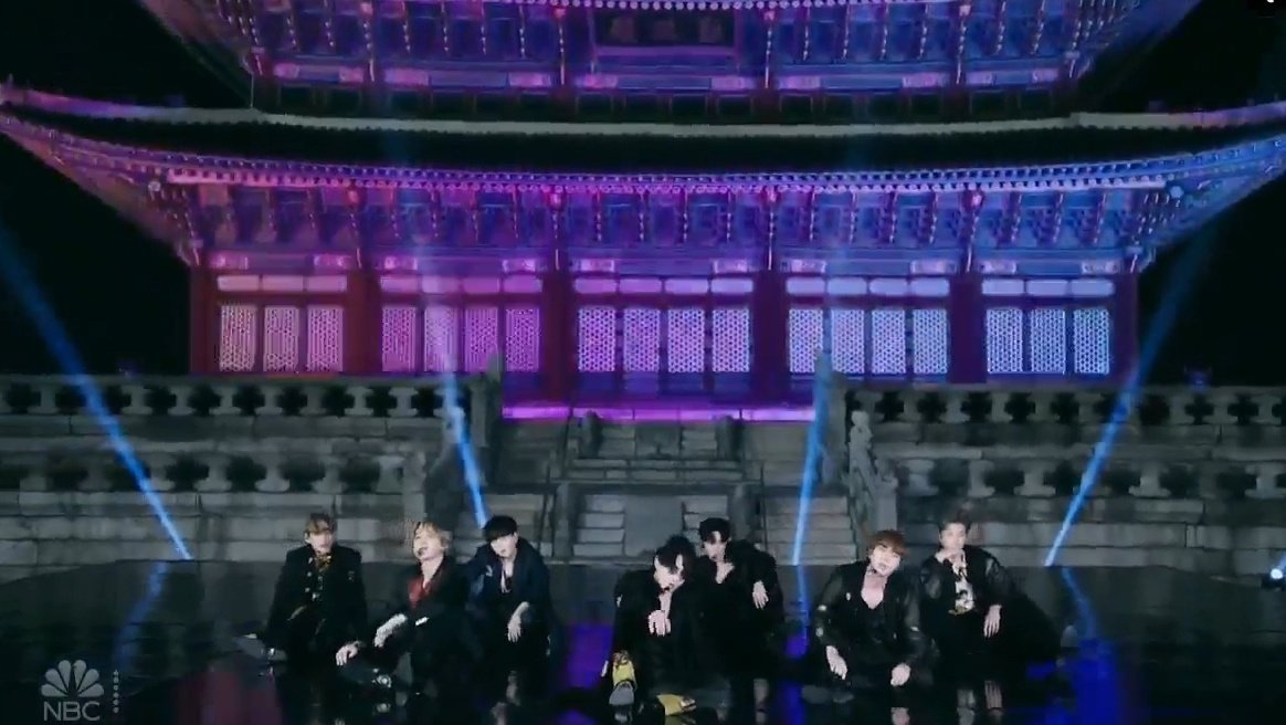 kmvntea's tweet photo. THE SET, THE VOCALS, THE CHOREO, THE KIM NAMJOON, THE KIM SEOKJIN, THE MIN YOONGI, THE JUNG HOSEOK, THE PARK JIMIN, THE KIM TAEHYUNG, THE JEON JUNGKOOK????? BTCH??? PERFECT. https://t.co/DvPCsMMqR7