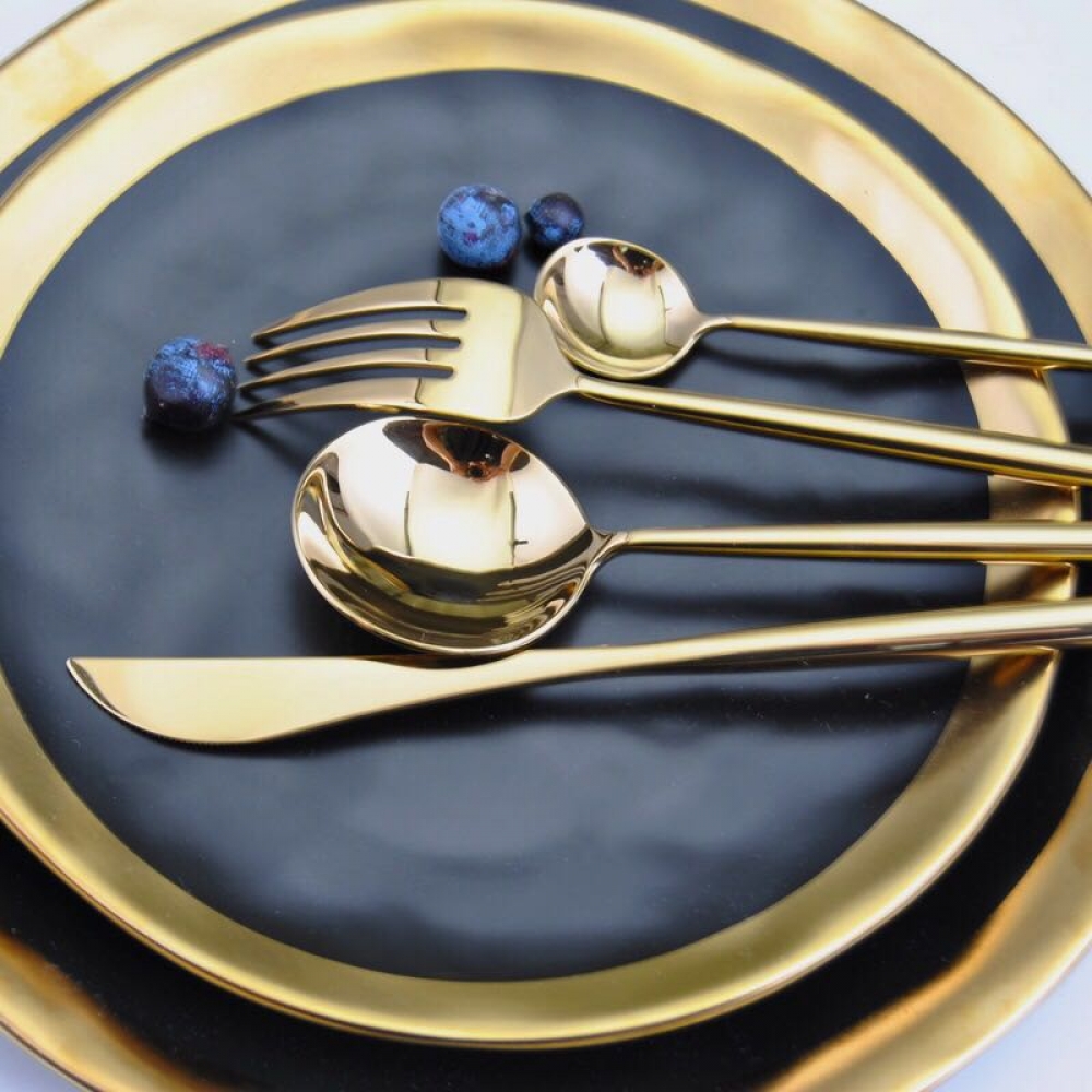 BoutikKitchen's tweet photo. #homebaked #homebaker Stainless Steel Flatware Shiny Gold Set https://t.co/kNKzk2WNdP https://t.co/CBjmZePu47