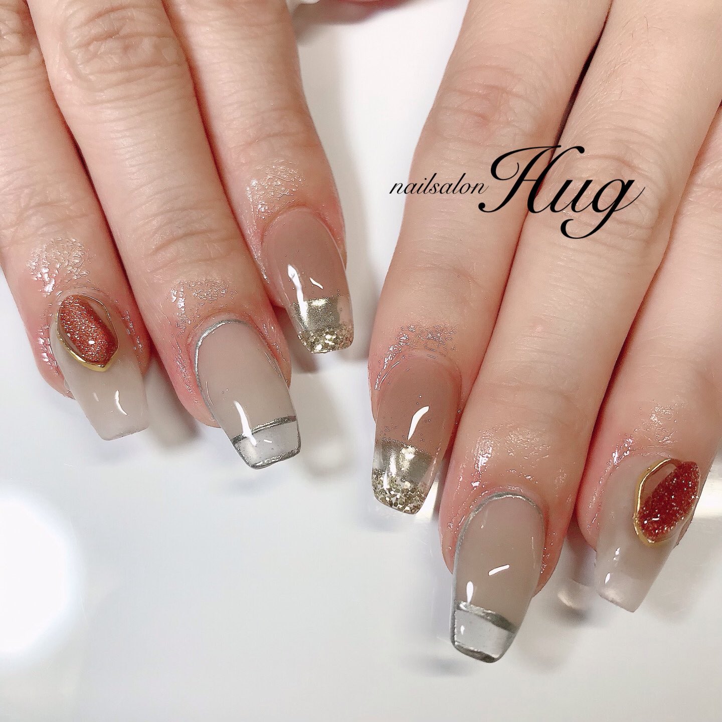 Nailhug 秋アースカラーのニュアンスネイル スカルプsシンプルコース 手描きアート 6100 Lineid予約 Nailsalonhug Nailsalonhug Nailhug 岡山ネイル 岡山プライベートネイルサロン ニュアンス ネイル クリアフレンチネイル 秋ネイル