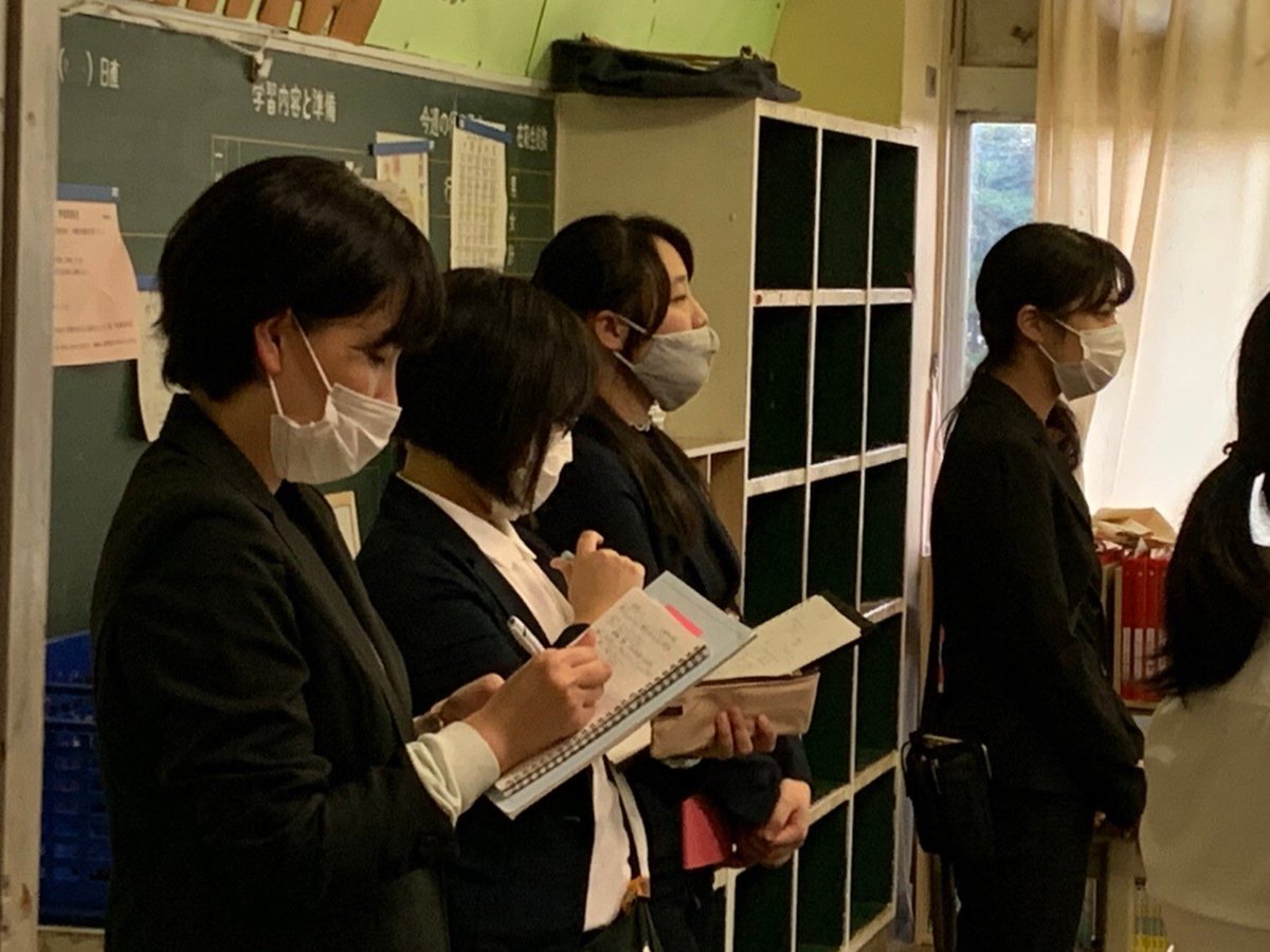 yachiyoshakyoVC's tweet photo. 八千代市立高津中学校にて #SDGs に関する教材を作成するためビデオ撮影を行いました。

講師は、当会が生活困窮者自立支援をはじめ、日頃から大変お世話になっている @WAcKA0113 さんです。

この授業を通じて中学生として何ができるか考え、主体的に行動してくださることを期待しています！

#wacka https://t.co/K03ntmhAun