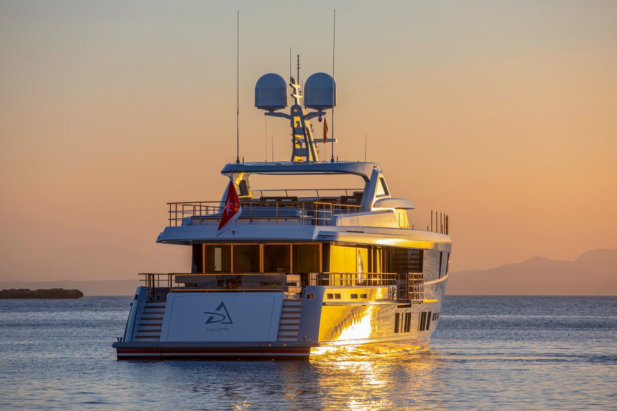 SovrenYachts's tweet image. Delta One - beautiful yacht, professional, experienced crew, an exquisite culinary experience, perfect cruising, beautiful scenery, and available for charter. What more could you want? 
Charter@IYR.net for all Delta One charter enquiries
#yachtcharter #yachtcharterbalearics