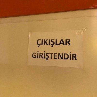 Günaydın...
Hayatıma girmiş gereksiz insanlar... Lütfen...