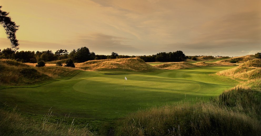 GolfMonthly's tweet photo. What's your favourite par 5? ⛳ https://t.co/kK4W8JdHos https://t.co/PZSBTjvpom