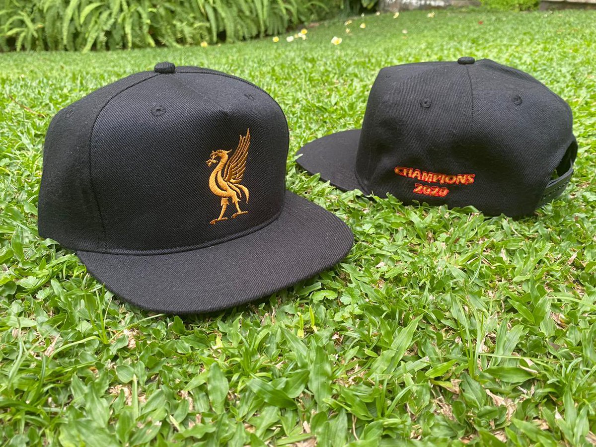 Kawan, dalam rangka cari ongkos bayar listrik, kami jualan topi Liverpool ni kenang kenangan jawara Liga Enggres. Harga diskon 85rb aja kawan :) Yuks order via DM. Bantu Rituit jg boleh hehe makasiii kawan!!!