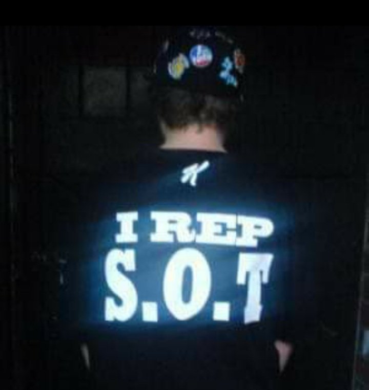 ash01782's tweet photo. Wearing it on my back 16 years ago I ain't a shamed of wear I'm from I wore that t around country it's different to a football top this t reps the city not just a club https://t.co/K00laderqo