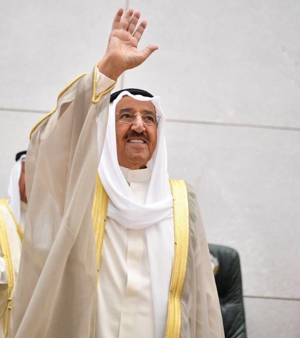 طولة العمر لصاحب السمو
#الشيخ_صباح_الأحمد_الصباح