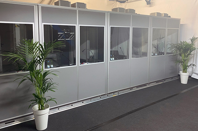 #Bundes­sprachenamt zu Besuch bei #Brähler🤝Hybride &amp; digitale Lösungen sind für Sprach­dienst­leister in dieser heraus­for­dernden Zeit ein häufig disku­tiertes Thema. 9 #Dolmet­scher des Bundes­spra­chenamts testeten das „Brähler Studio 4.0“. Zur News: bit.ly/braehler-bunde…