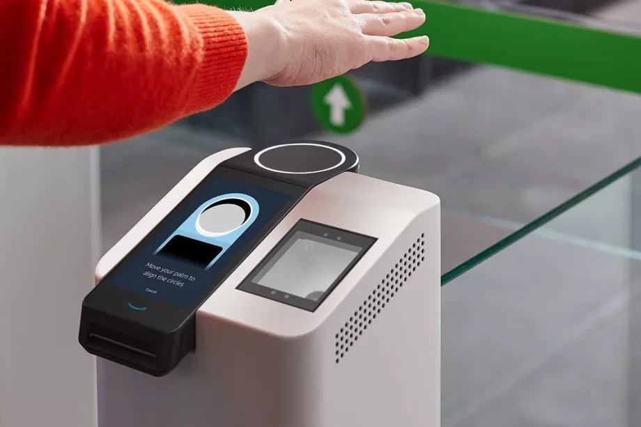 StartupNewsFyi's tweet image. Amazon One lets you pay with your palm, with its palm recognition tech - StartupNews.fyi

#amazonone #paywithpalm #palmrecognition